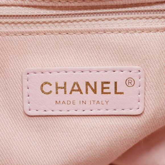 Chanel  Deauville Lurex Boucle Drawstring Bag Pink - Picture 14 of 14